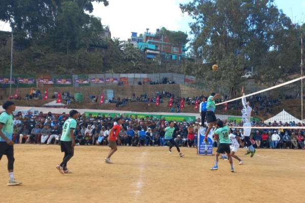 आठौं बागलुङ महोत्सवः पुरुष भलिबलको उपाधि होटल समिटलाई